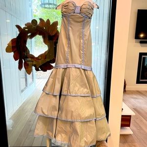 GREEN/BLUE STRAPLESS PROM DRESS • FORMAL • BOW